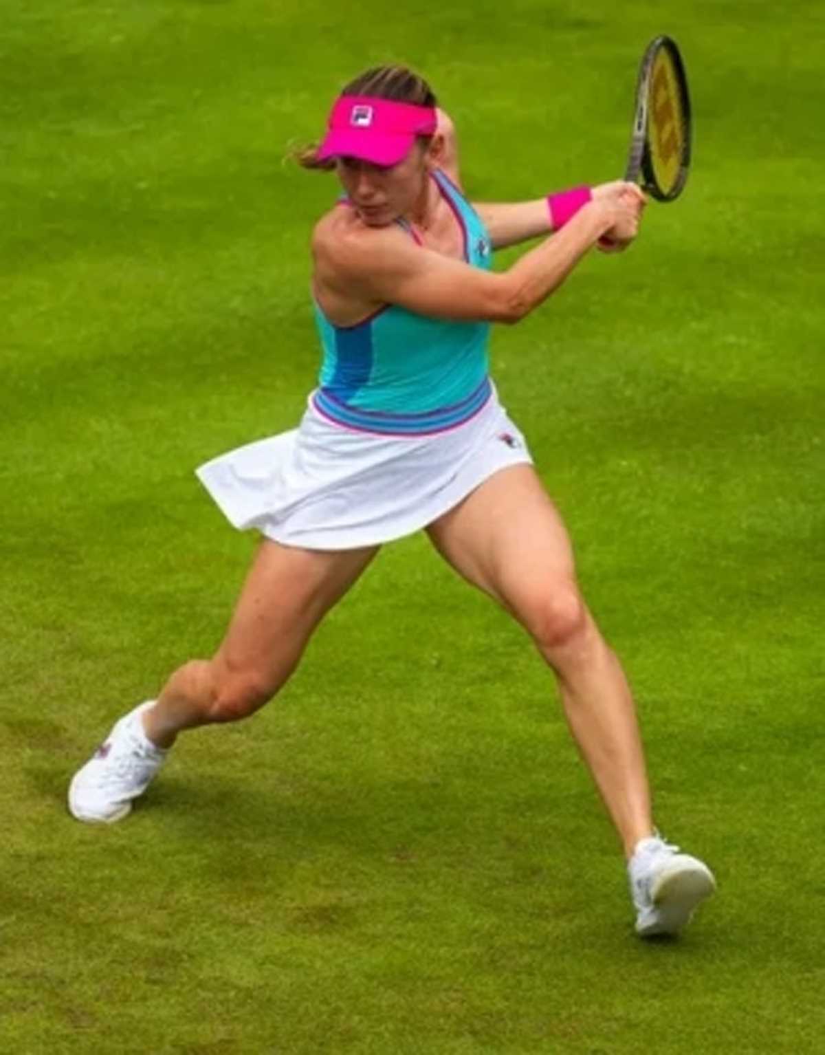 जर्मन ओपन: अलेक्जेंड्रोवा ने गॉफ को हराकर क्वार्टर फाइनल में प्रवेश किया